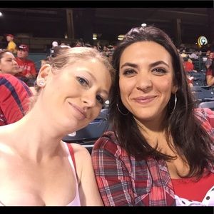 Meet your Posher, Athena